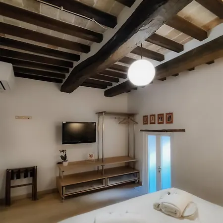 La Torre Medievale Appartamento Passignano sul Trasimeno